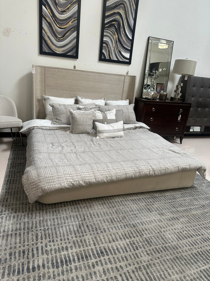 New Michael Amini Aico Julianna King Bed Set