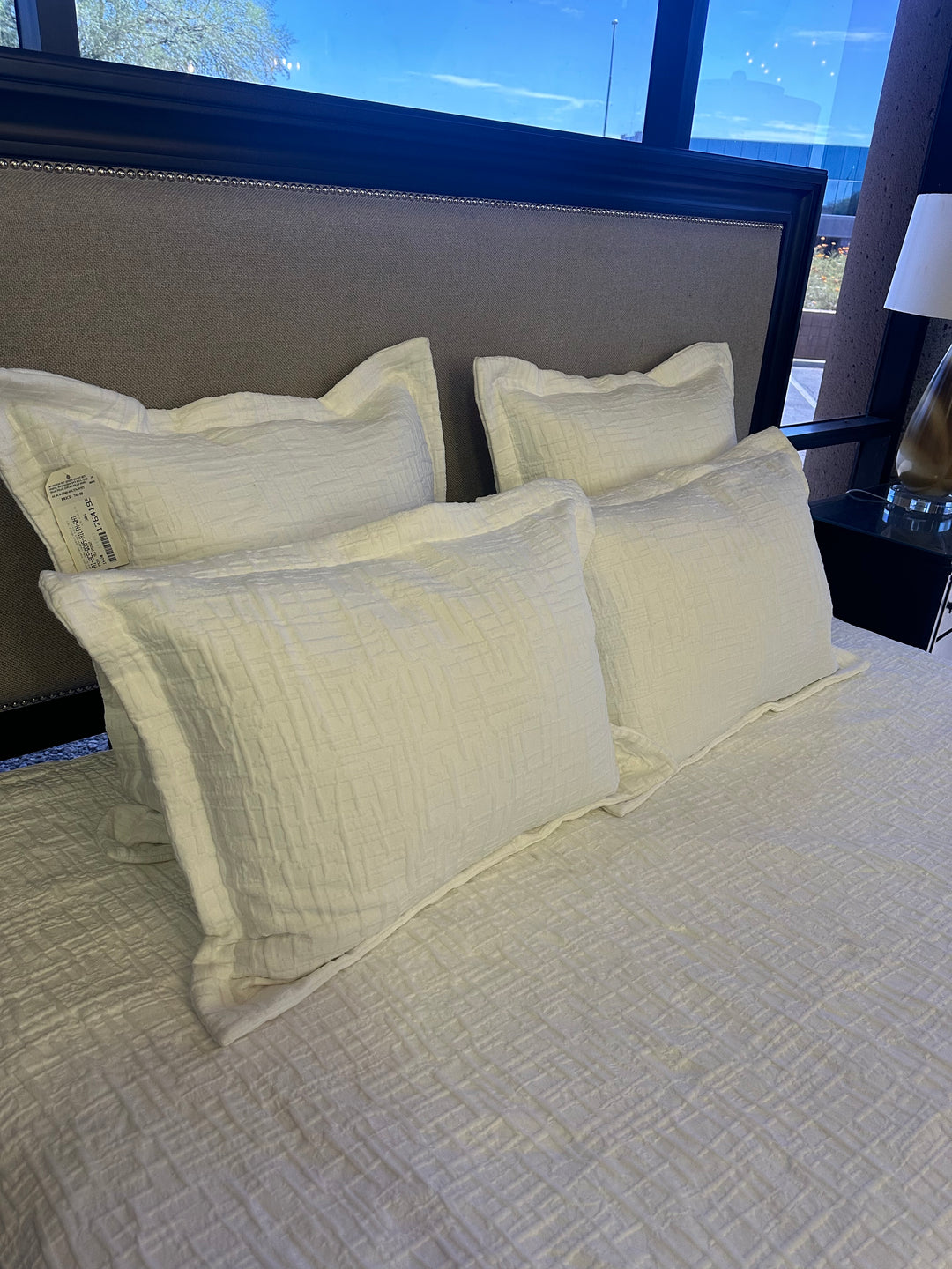 New  Hilton Queen Duvet Comforter Set