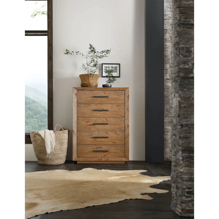 New Hooker Big Sky Five Drawer Dresser Chest