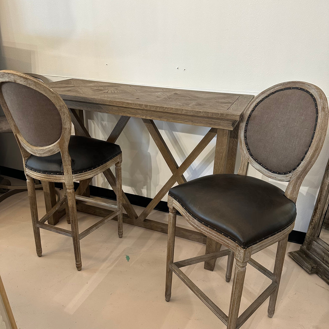 Bar Counter Height Table and Barstools