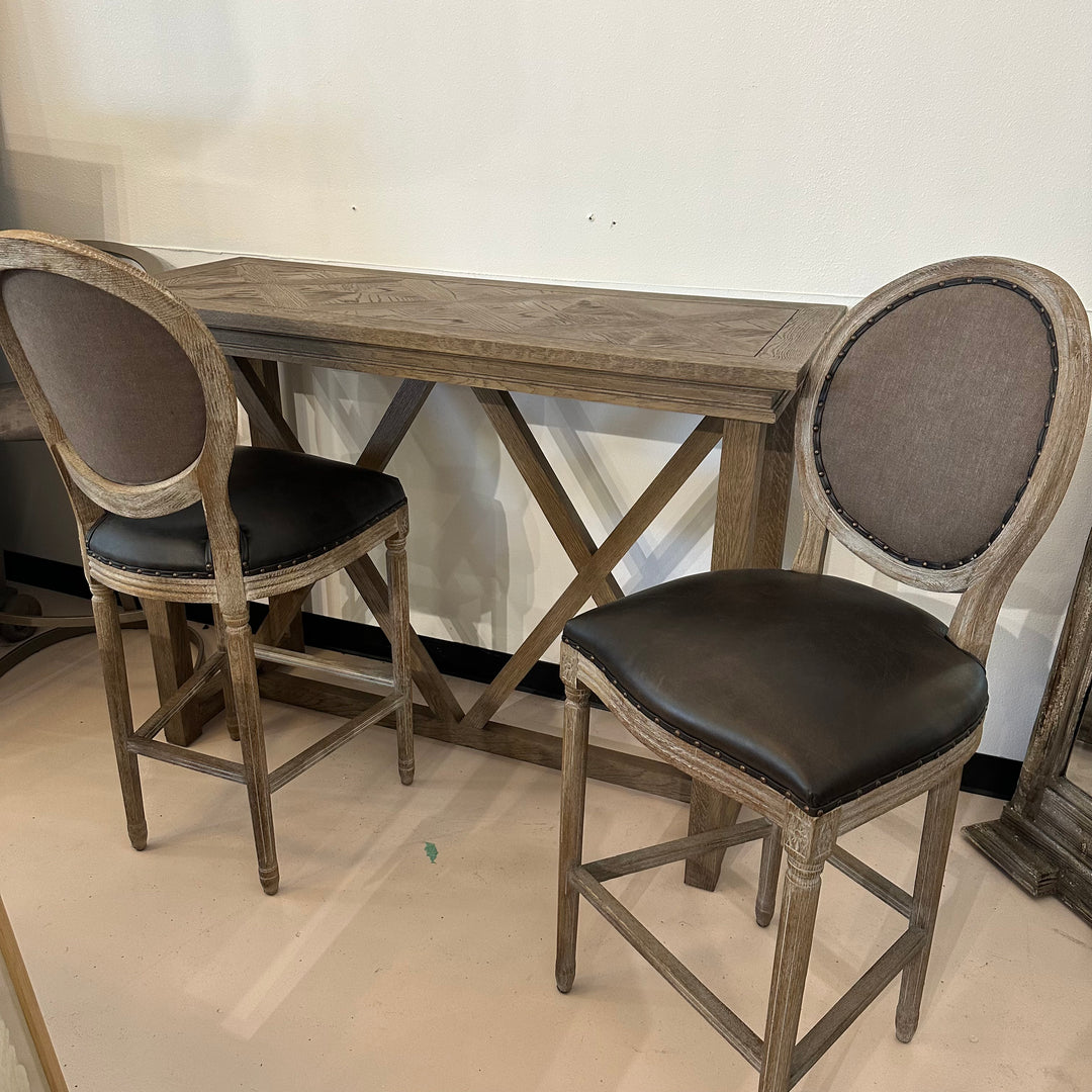 Bar Counter Height Table and Barstools